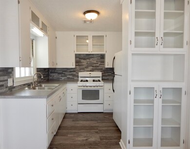 1311 W Chestnut Ave, Duncan, OK 73533 - photo 7