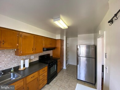 26 Wilfred Ct, Towson, MD 21204 - photo 7