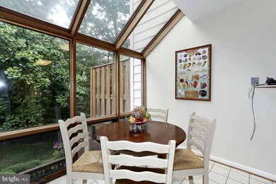 10774 Brewer House Rd, Rockville, MD 20852 - photo 7