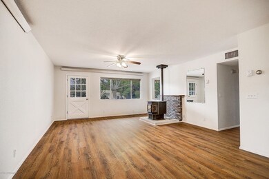 03_Living Room
