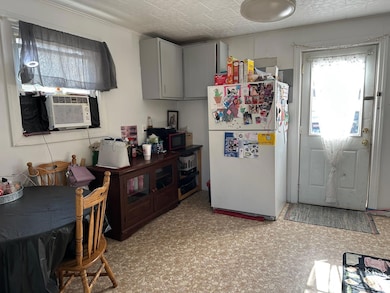 1805 E 20th St, Muncie, IN 47302 - photo 5