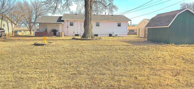 1102 Southern Dr, Norfolk, NE 68701 - photo 3