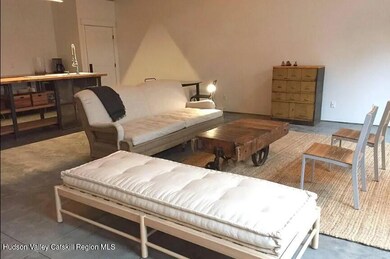 747 1/2 Columbia St unit 2, Hudson, NY 12534 - photo 6