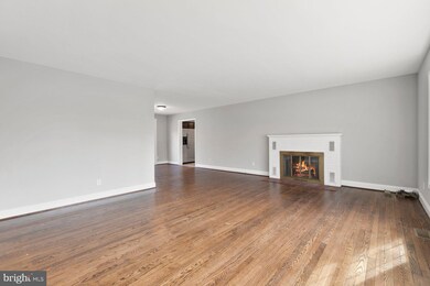 45800 Dent Dr, Lexington Park, MD 20653 - photo 3