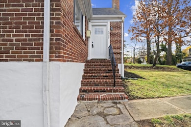 5709 Woodcrest Ave, Baltimore, MD 21215 - photo 3