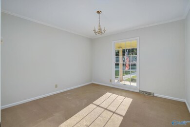 619 Cleermont Dr SE, Huntsville, AL 35801 - photo 5