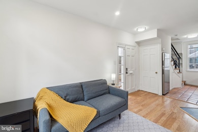 19 Snows Ct NW, Washington, DC 20037 - photo 6