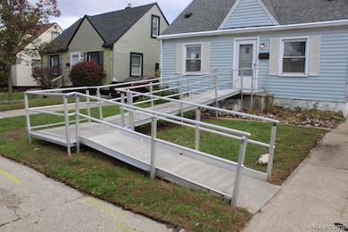 5109 S Hubbard St, Wayne, MI 48184 - photo 5