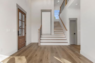 610 Lowndes Hill Rd, Greenville, SC 29607 - photo 6