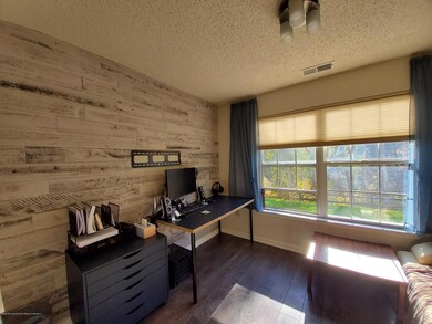 928 Magnolia Den