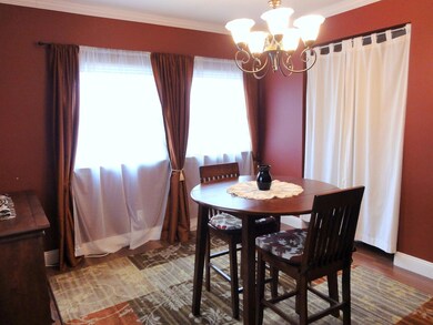 353 Pineview Dr, Columbus, OH 43213 - photo 4