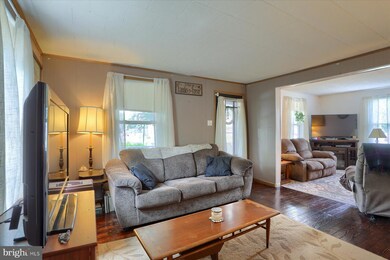 2 E Clements St, Pine Grove, PA 17963 - photo 7