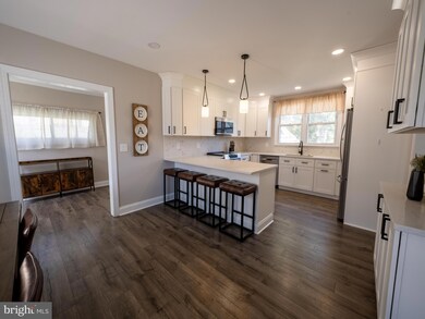 619 Edmonds Ave, Drexel Hill, PA 19026 - photo 5