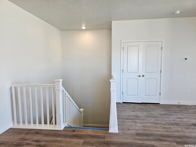 12006 S Teton Range Dr unit 421, Herriman, UT 84096 - photo 3