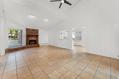 33 Crystal Lake Ln, Spring, TX 77380 - photo 6