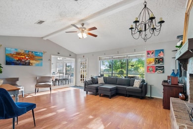 421 Saint Andrews St, Meadowlakes, TX 78654 - photo 4