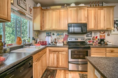 1823 SW Hungry Hill Dr, Grants Pass, OR 97527 - photo 5