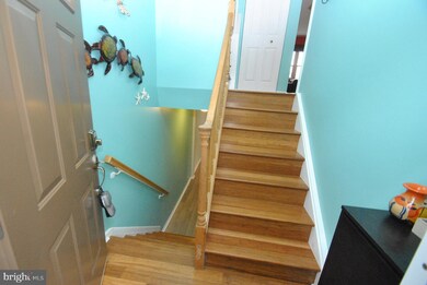 2 Hickory Nut Ct, Nottingham, MD 21236 - photo 2