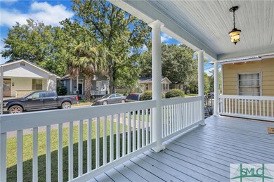 Front yard view