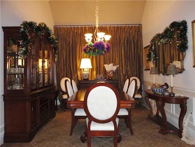 Dining Room. LARGE FORMAL DINING TO ACCOMMODATE 8