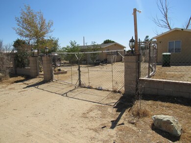 3303 46th St W, Rosamond, CA 93560 - photo 3