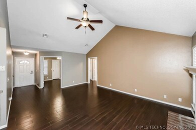 Open floor plan, office or bedroom at the front.