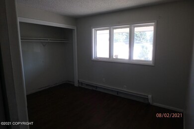 1305 W 44th Ave, Anchorage, AK 99503 - photo 4