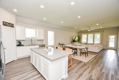 14155 Lake Lodge Dr, Conroe, TX 77384 - photo 7