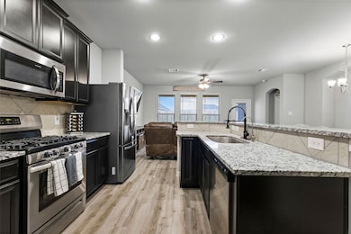 10028 Swift Fox Ct, Magnolia, TX 77354 - photo 4