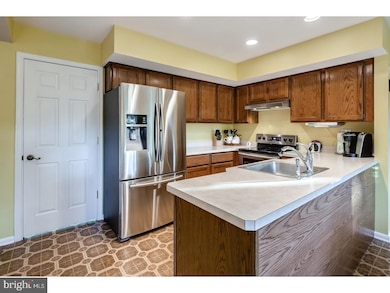 149 Mill Pond Place, Langhorne, PA 19047 - photo 7