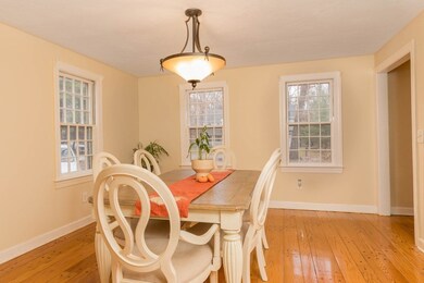 123 Apple Tree Hill, Fitchburg, MA 01420 - photo 5