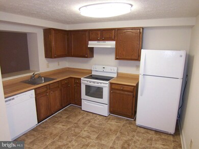 929 Angel Valley Ct N, Edgewood, MD 21040 - photo 6