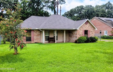 106 Saturn Dr, Lafayette, LA 70501 - photo 2