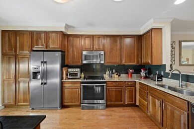 13 Admirals Way, Berkley, MA 02779 - photo 6