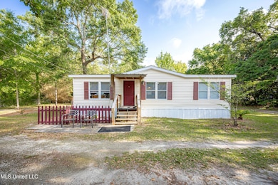 8708 Maple Ave, Ocean Springs, MS 39564 - photo 2