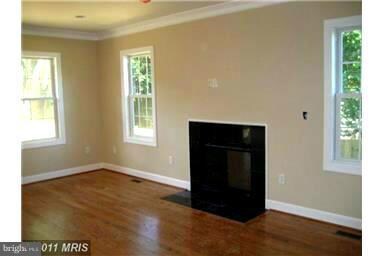 3720 Lawrence Ave, Kensington, MD 20895 - photo 3