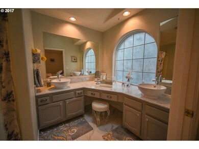 Bathroom, Attached
