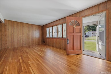 19 Clematis Rd, Brewster, NY 10509 - photo 2