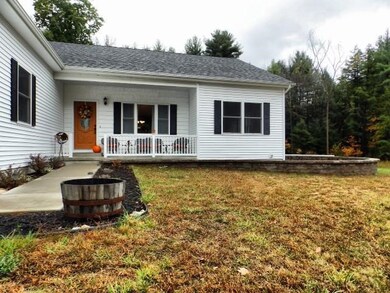 36 Spotswood Dr, Corinth, NY 12822 - photo 4