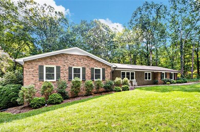 1913 Brook Dr, Asheboro, NC 27205 - photo 3