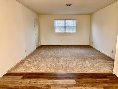 2221 Grove St unit 2W, Allentown, PA 18104 - photo 2