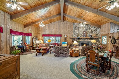 12300 Blackwell Rd, Central Point, OR 97502 - photo 5