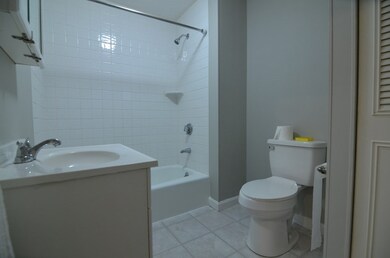 37 Fountain Ln unit 9, South Weymouth, MA 02190 - photo 5