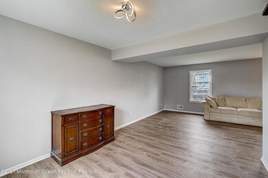17-Appletree Rd -017