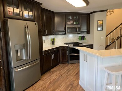 5508 N Pepperwood Ct, Peoria, IL 61615 - photo 7