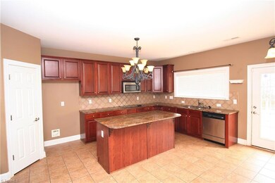 Kitchen and Breakfast Area