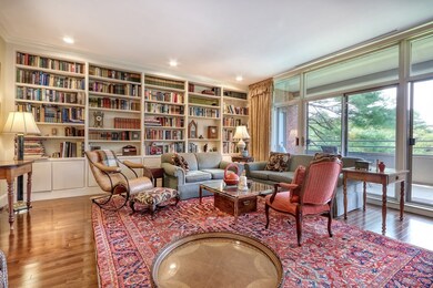 99 Florence St unit 2A, Chestnut Hill, MA 02467 - photo 4