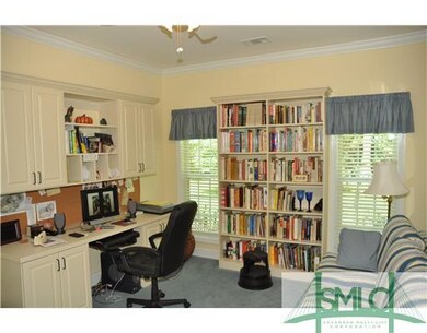 Studio/Study/Office.