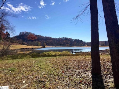 122 Knightsridge Rd, Travelers Rest, SC 29690 - photo 4