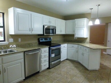 683 Goodacre St, Pineville, LA 71360 - photo 4